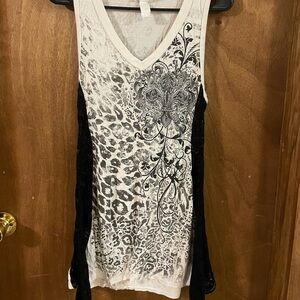 Black n white flows tank Top